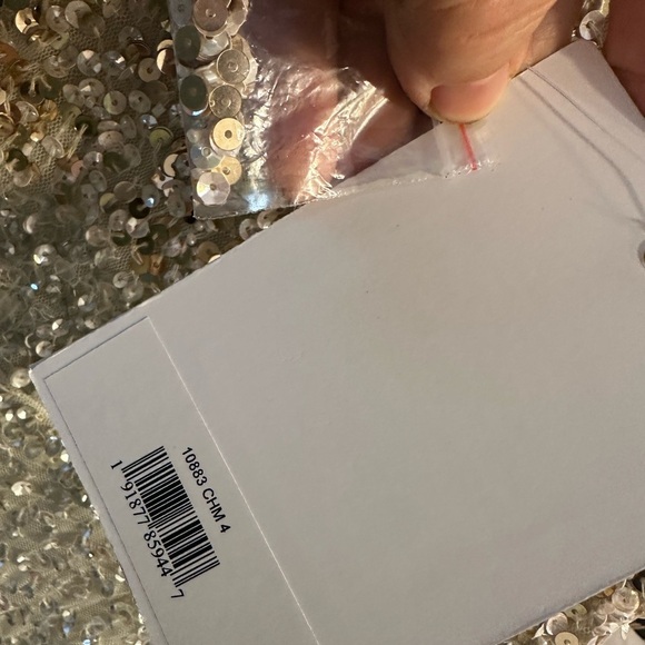 (164/278) BNWT MAC DUGGAL Light Gold Embellished Scoop Neck Tiered Gown 10883 - Picture 10 of 12